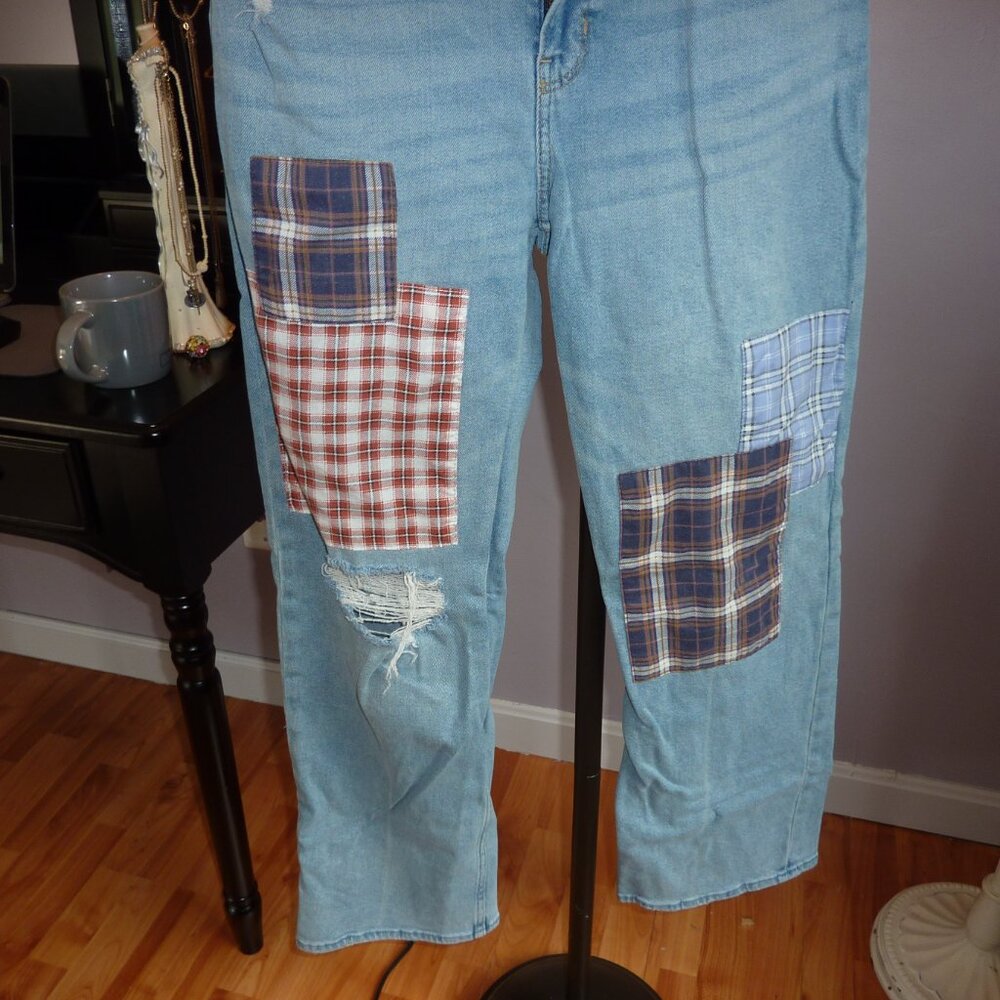 Hollister Jeans  28x31 Ultra High-Rise Dad Blue Vintage Stretch Patchwork - Picture 4 of 5